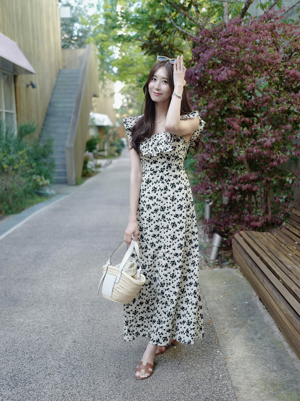 小花柄モノトーンフリルワンピース | 詳細画像3