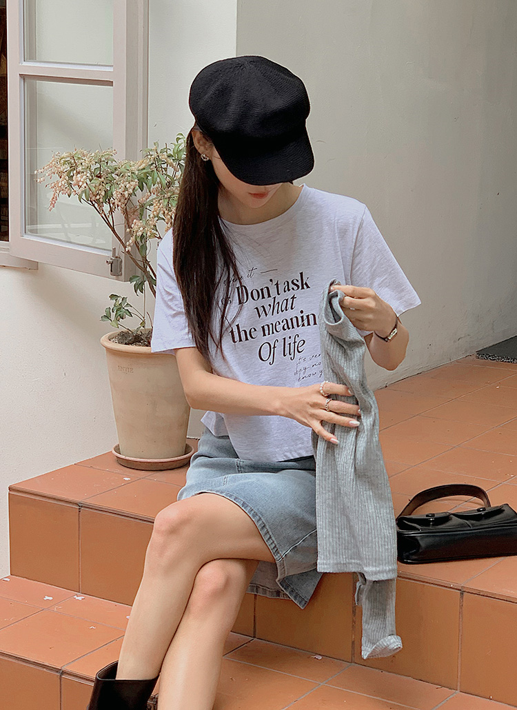 レタリングセミクロップド半袖Tシャツ | レディースファッション通販