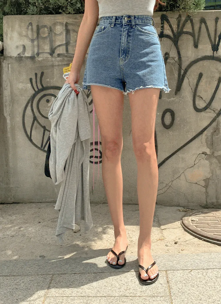 カットオフショートデニムパンツ | berryjoo | 詳細画像1