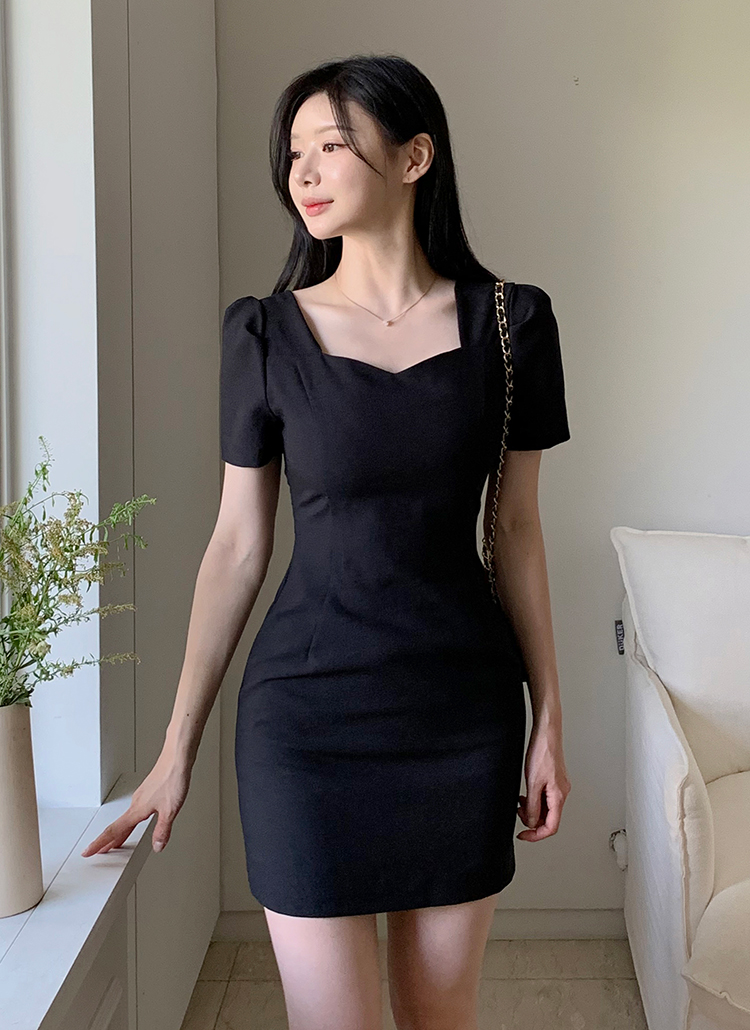 milklim Good night dress 半袖ミニワンピース　ブラック ハートネック半袖ミニワンピース | レディースファッション通販 - DHOLIC