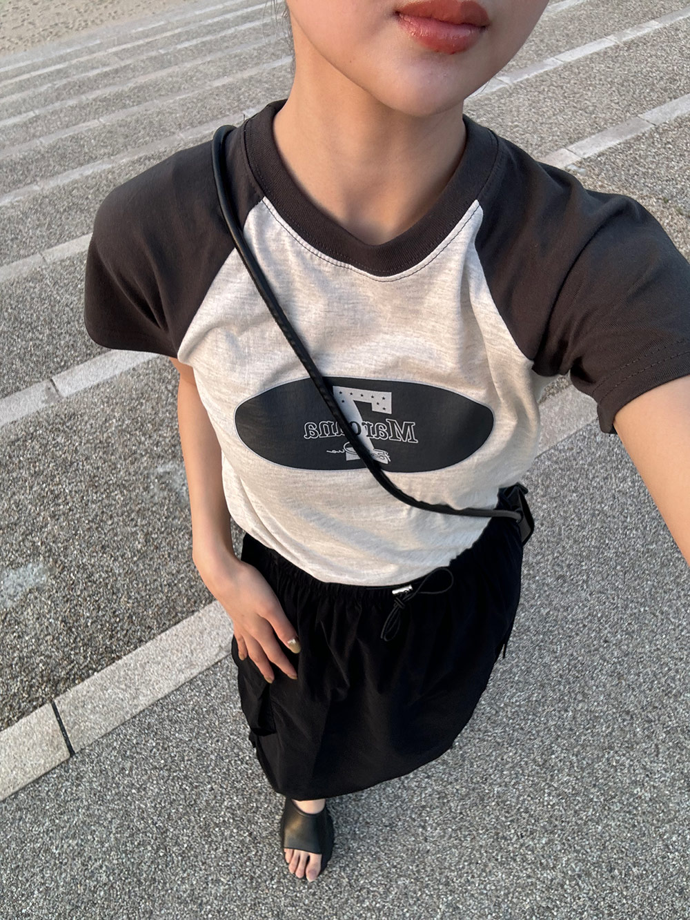 ラグランスリーブロゴTシャツ | 詳細画像3