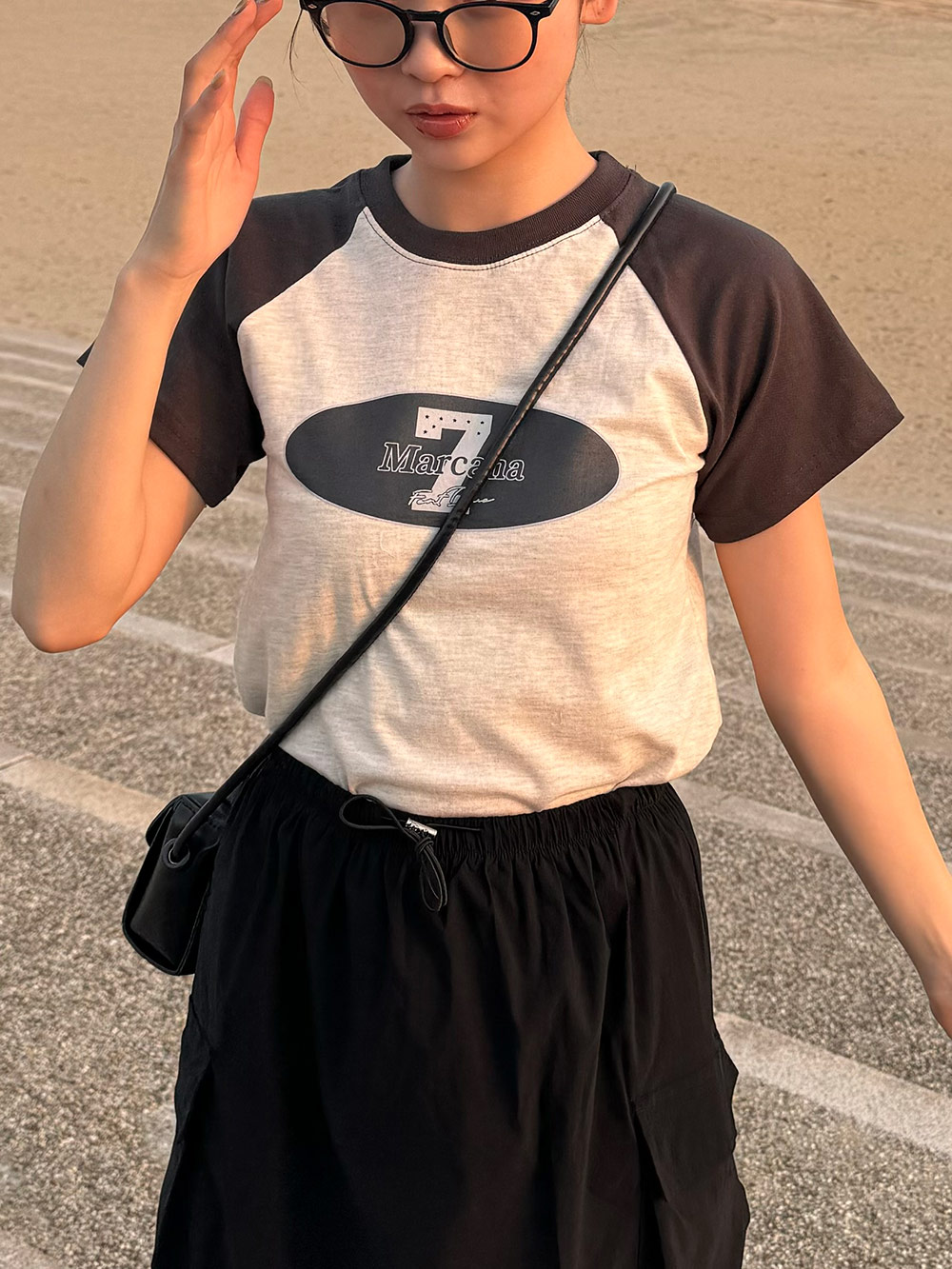 ラグランスリーブロゴTシャツ | 詳細画像4