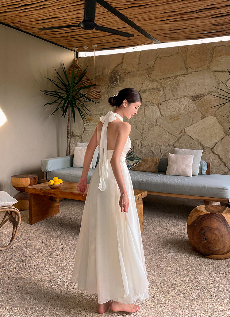 シャーリングホルターネックワンピース | レディースファッション通販