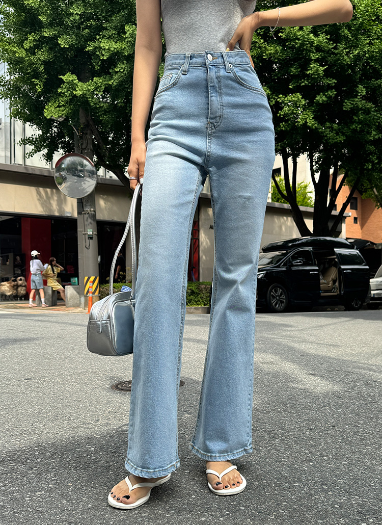 セミフレアデニムパンツ | レディースファッション通販 - DHOLIC セミフレアデニムパンツ | レディースファッション通販 - DHOLIC