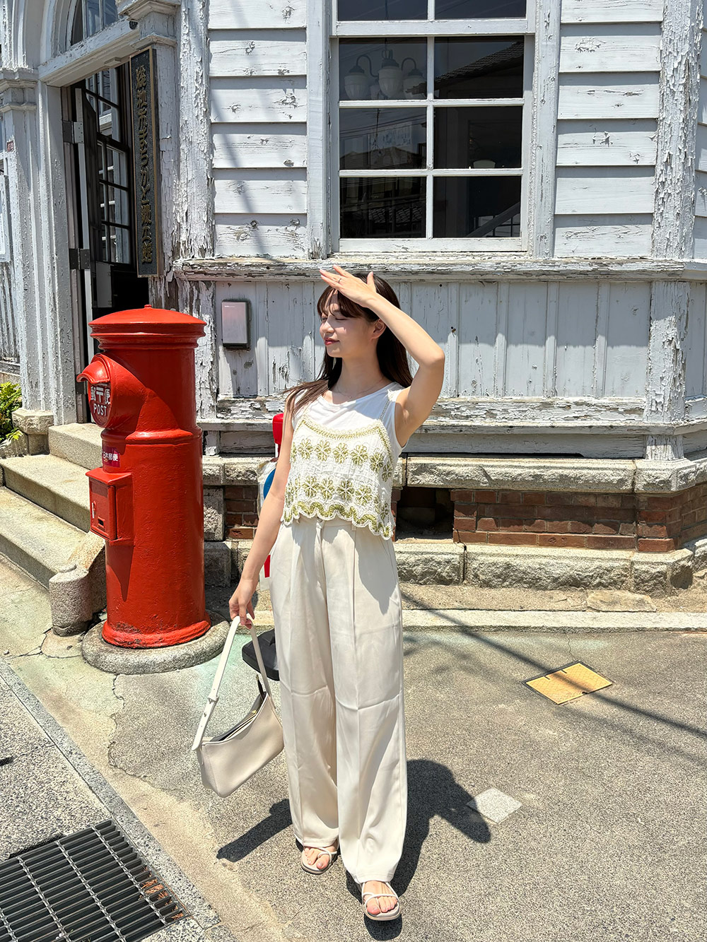 リネン混フラワークロップドニットビスチェ | レディースファッション