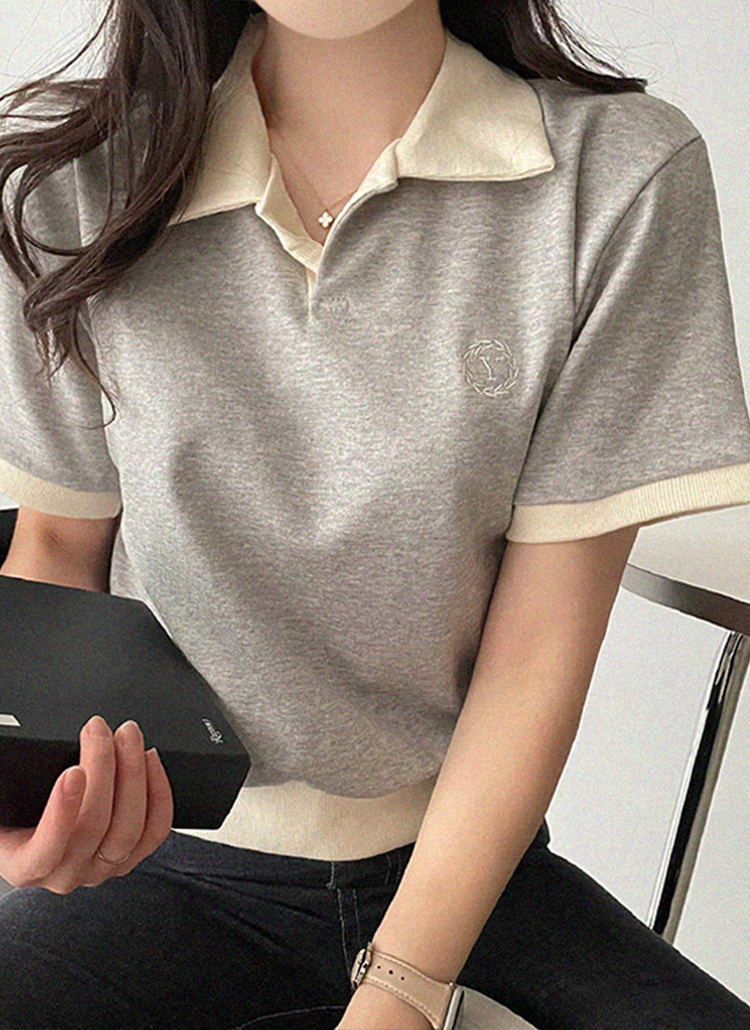 レディース スクリプト ロゴ クロップド 半袖 T シャツ XS 刺繍スキッパークロップド半袖Tシャツ | レディースファッション