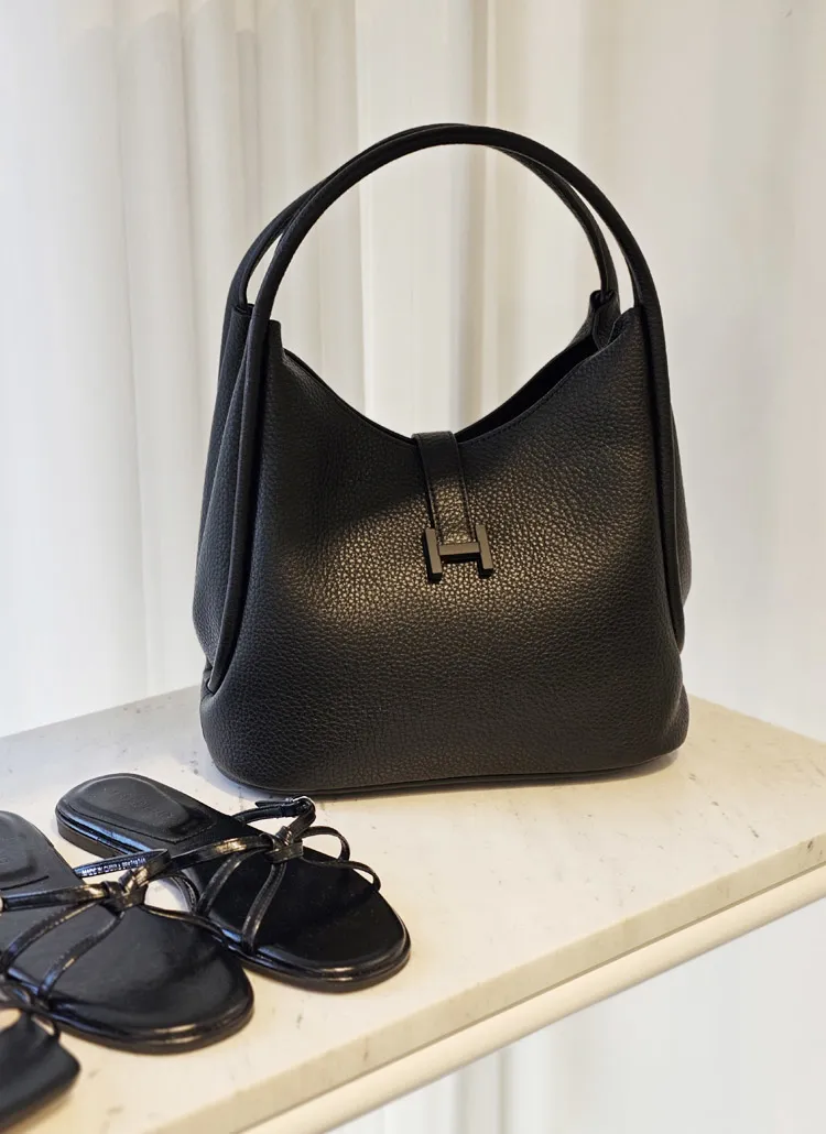 2WAYストラップHボタンバッグ | whosbag | 詳細画像1