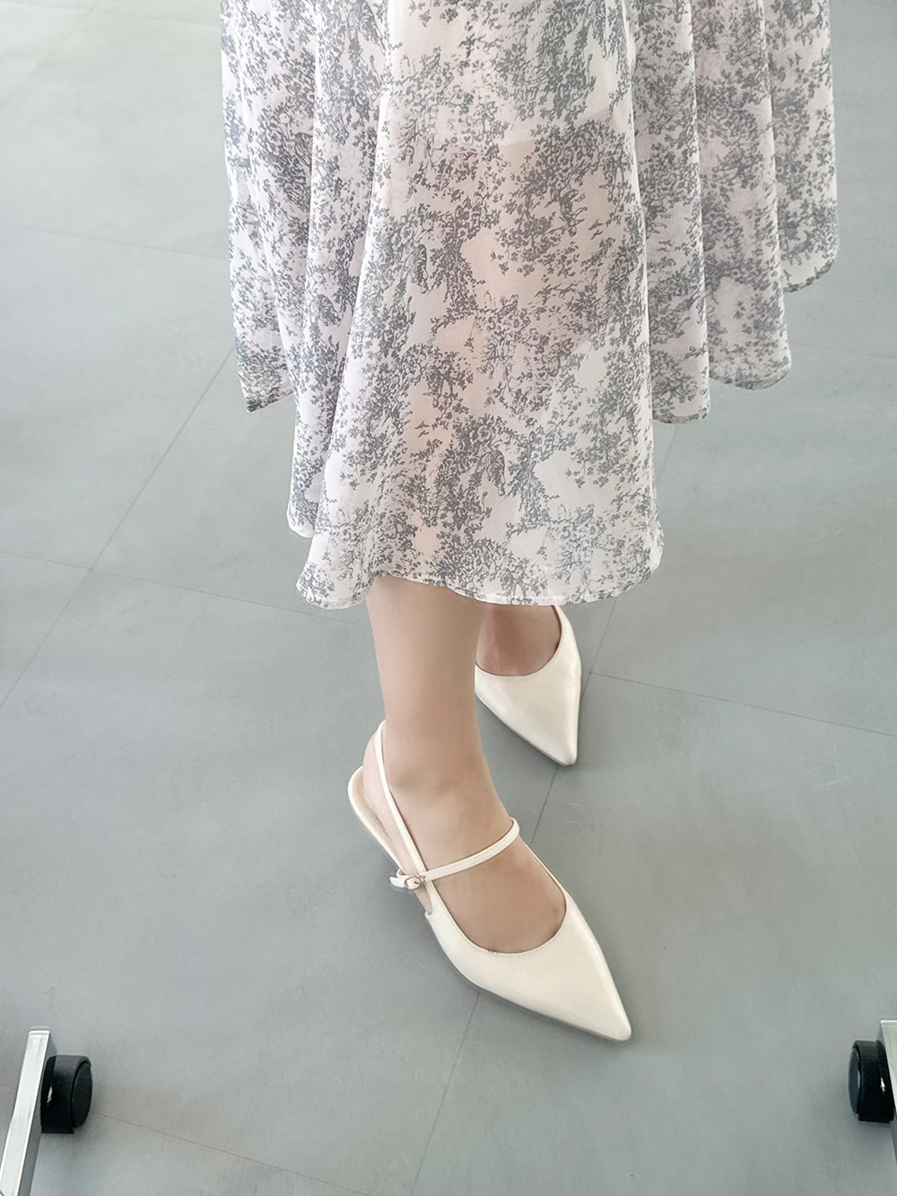 【美品 22SS】セオリー ロングワンピース RUFFLE DR ウエストリボン 花柄ウエストマークワンピース | レディースファッション通販