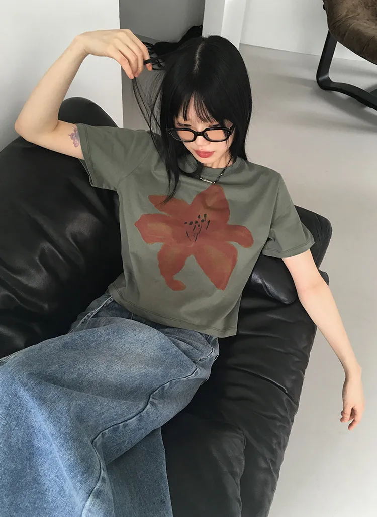 フラワープリント半袖Tシャツ | WONDERWONDER | 詳細画像1