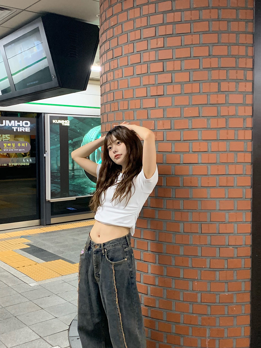 サイドシャーリングクロップドTシャツ | 詳細画像3