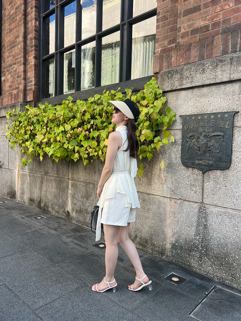 ストラップ付ハイネックシフォンノースリーブ | レディース