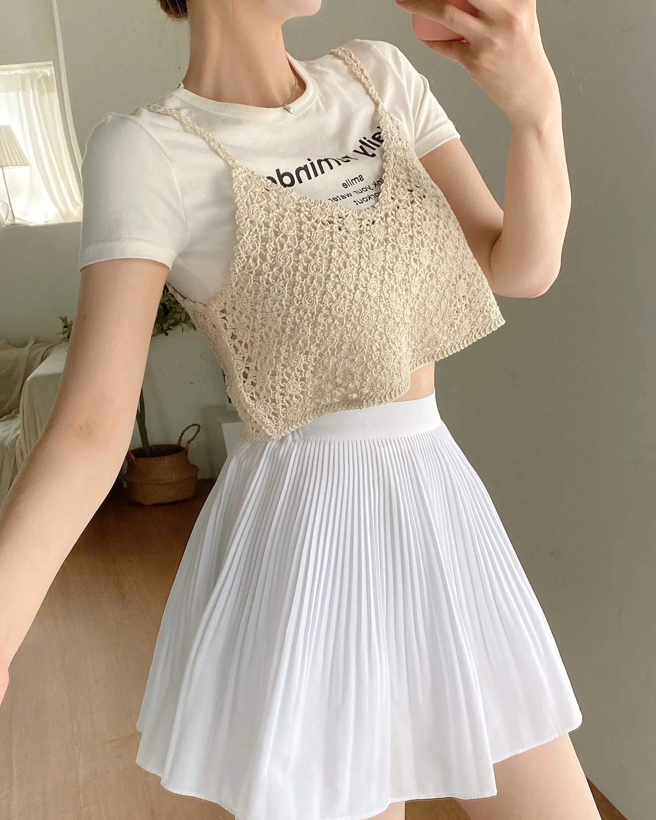 Vネッククロップドクロシェビスチェ | 詳細画像1