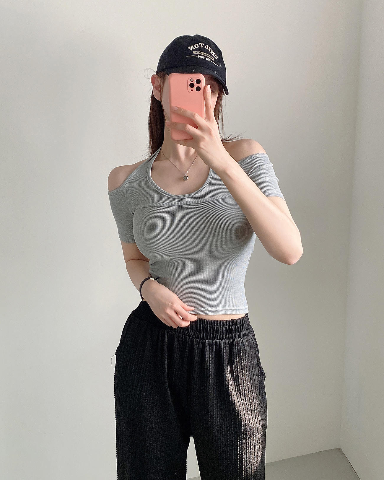 ラインオープンショルダーホルターネックリブTシャツ | 詳細画像5
