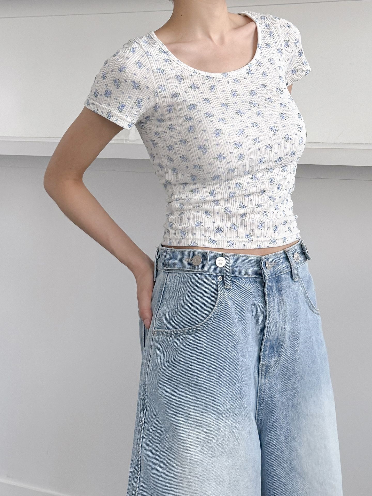 シアーパンチングUネック花柄半袖Tシャツ | 詳細画像9