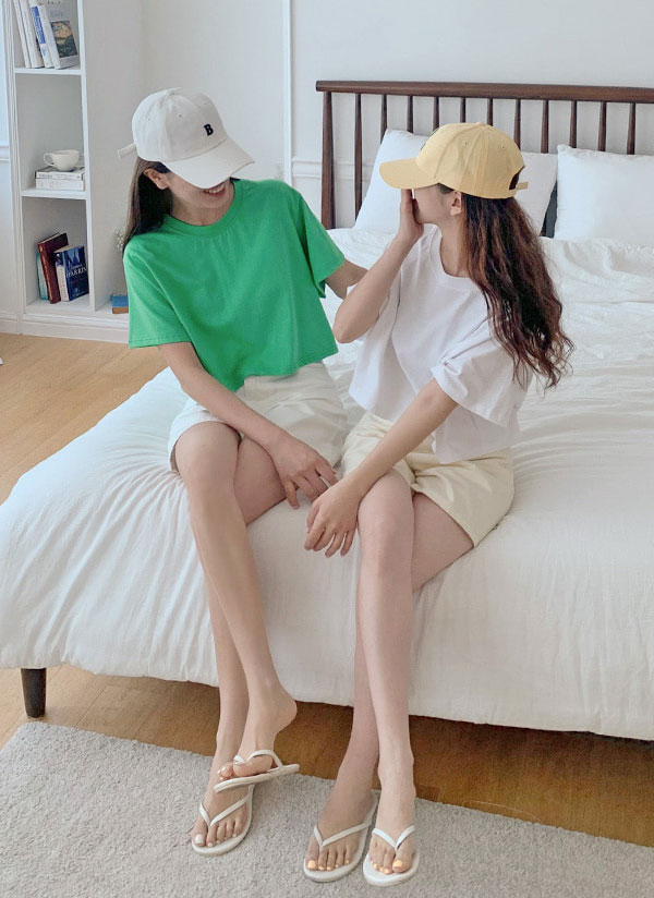 ボクシークロップド半袖Tシャツ | レディースファッション通販 - DHOLIC