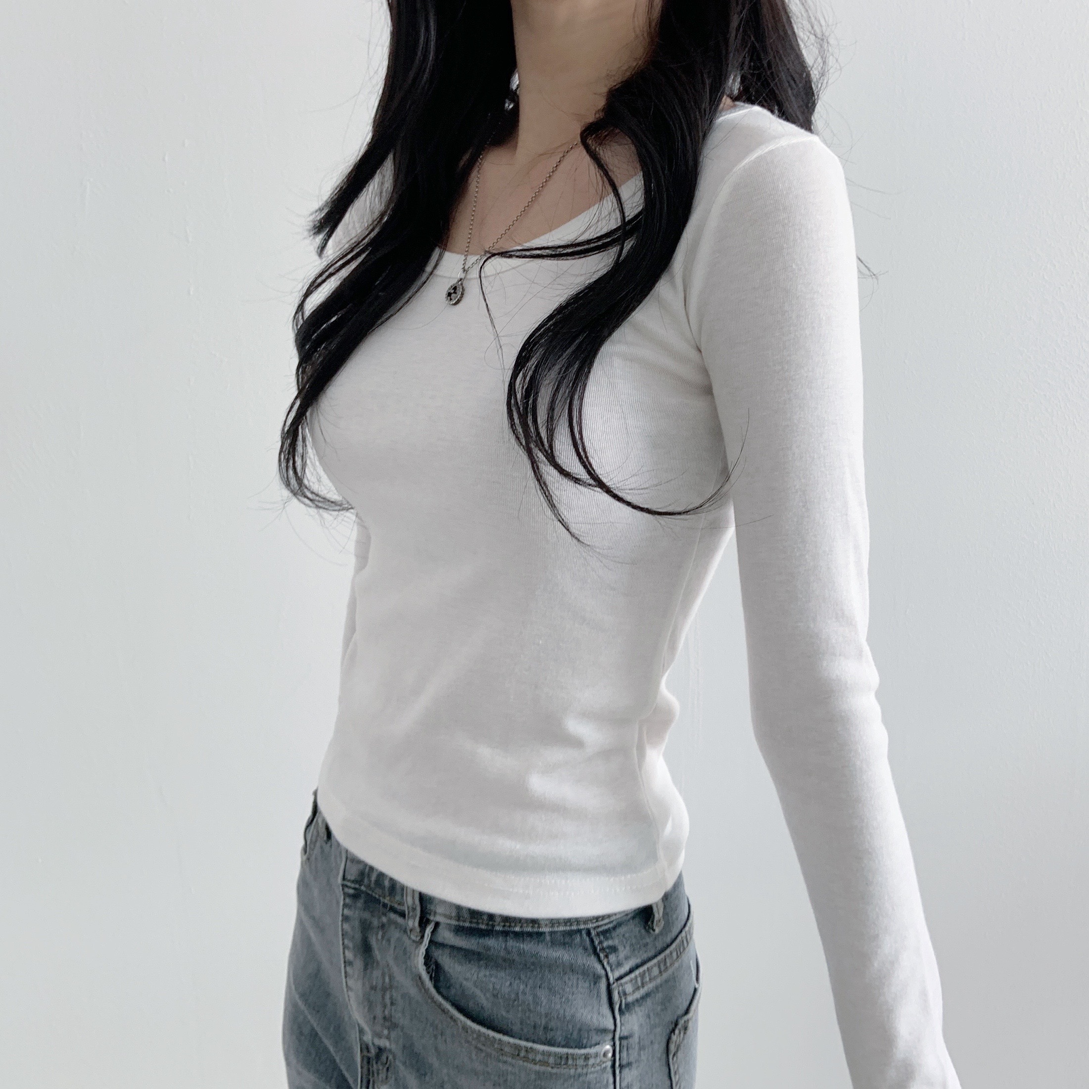 Uネッククロップドスリム長袖Tシャツ | 詳細画像3