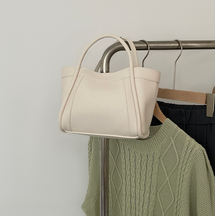 ポーチ付2WAY台形ステッチバッグ | 詳細画像2