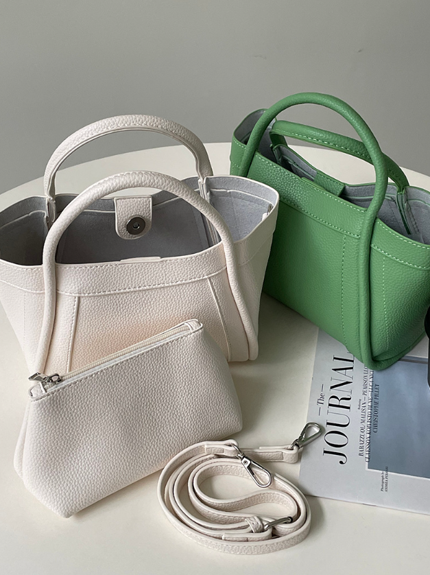 ポーチ付2WAY台形ステッチバッグ | 詳細画像9