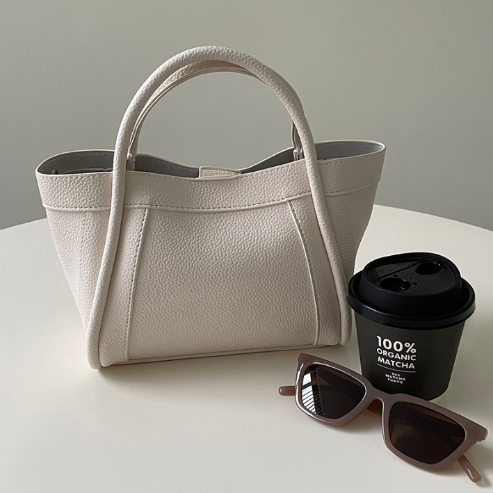 ポーチ付2WAY台形ステッチバッグ | 詳細画像11