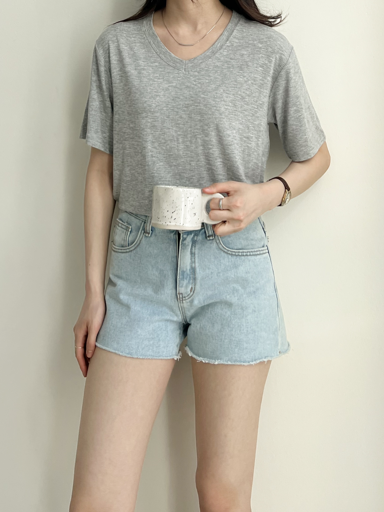 Vネックシアー半袖Tシャツ | 詳細画像2