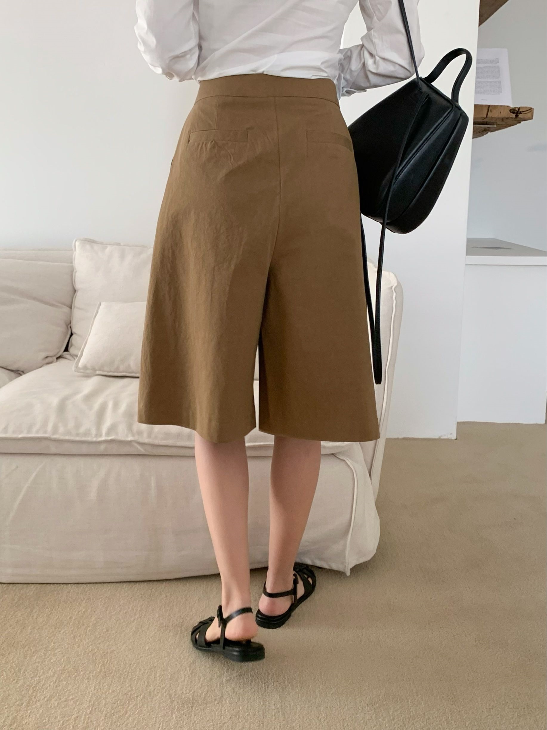 uni's room■2color 八分丈ワイドバミューダパンツ PT-AW23-01 ワンタックワイドバミューダパンツ | レディースファッション