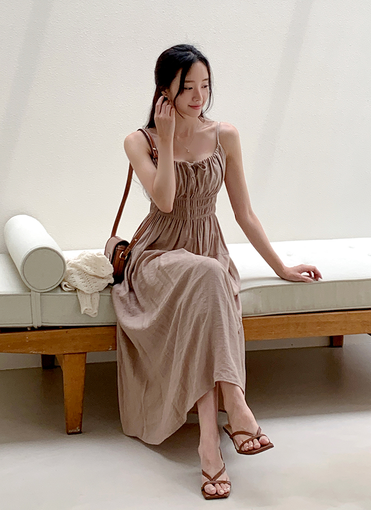 美品 ヌキテパ シルクシャーリングリボンキャミワンピース ペイズリー柄 美品 ヌキテパ シルクシャーリングリボンキャミワンピース