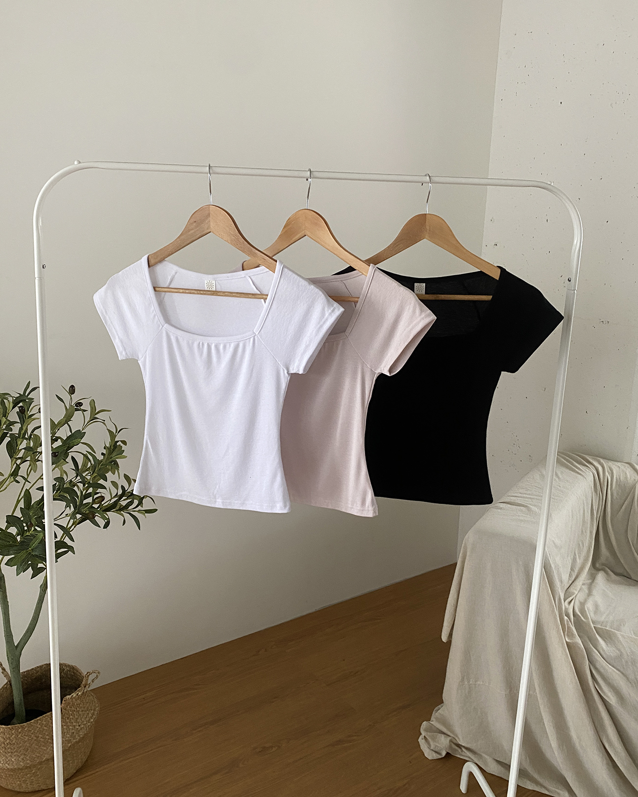 スクエアネックラグランキャップスリーブTシャツ | 詳細画像12