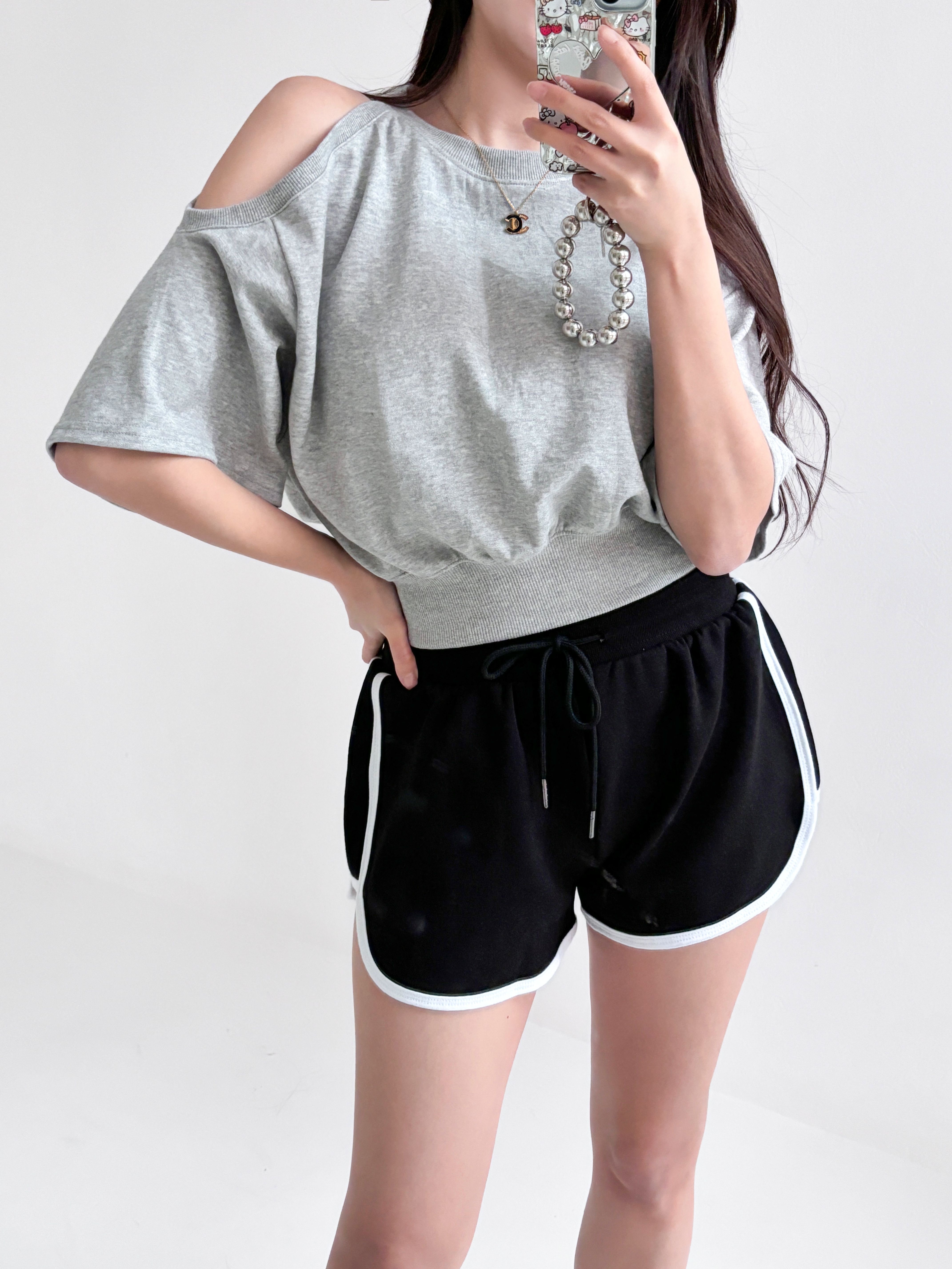 アシメオープンショルダークロップド半袖スウェット | 詳細画像11