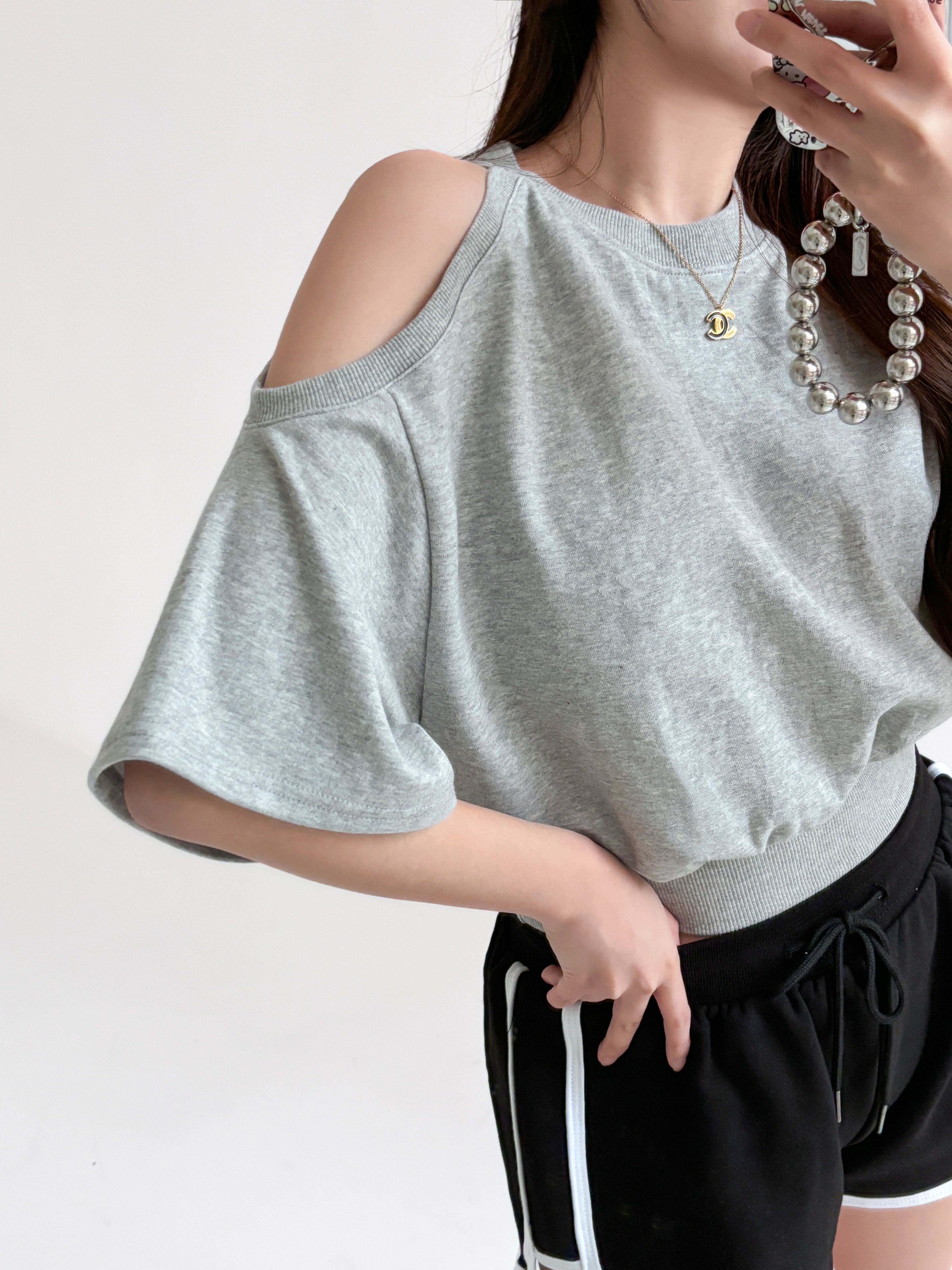 アシメオープンショルダークロップド半袖スウェット | 詳細画像14