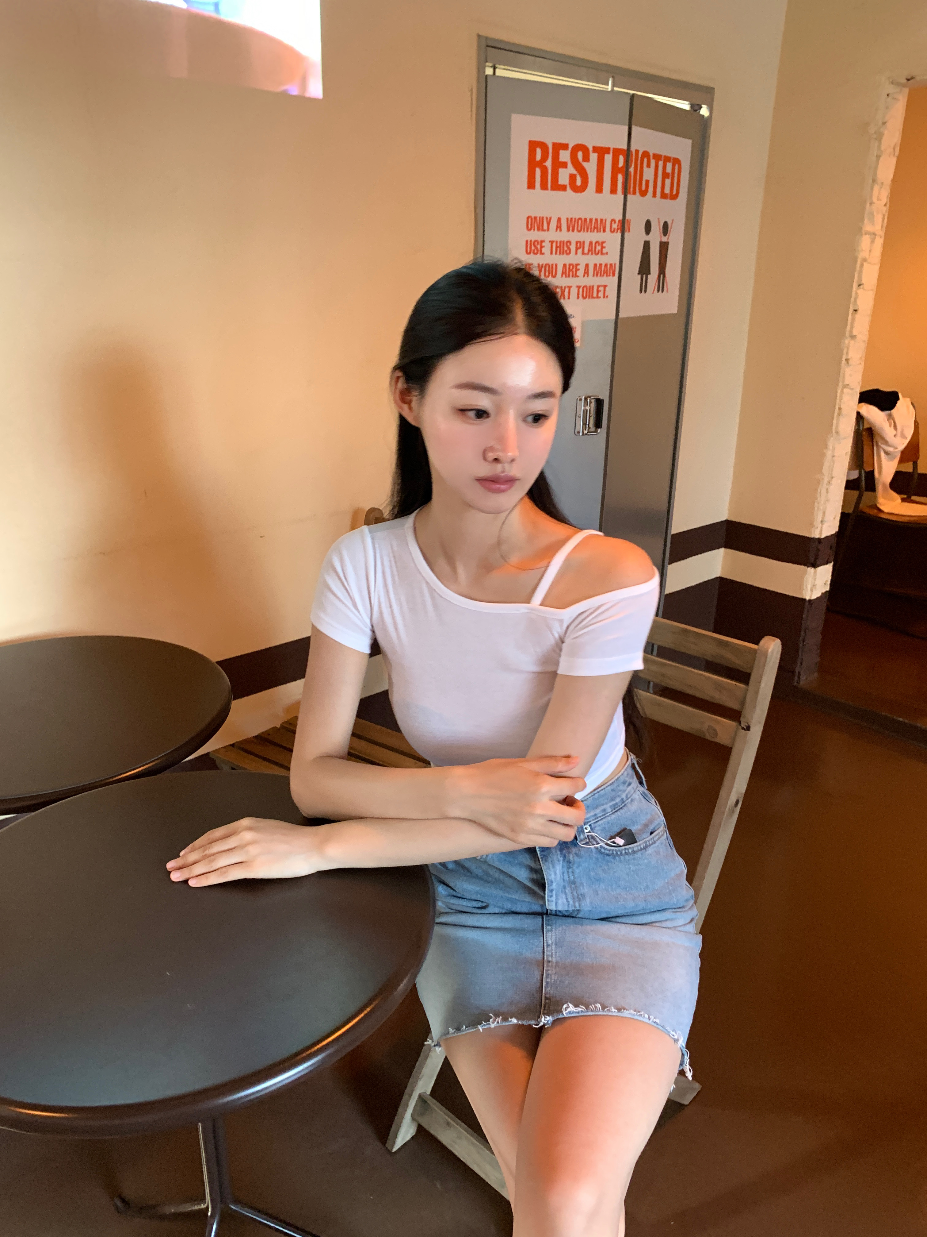 ストラップワンショル半袖クロップドTシャツ | 詳細画像16