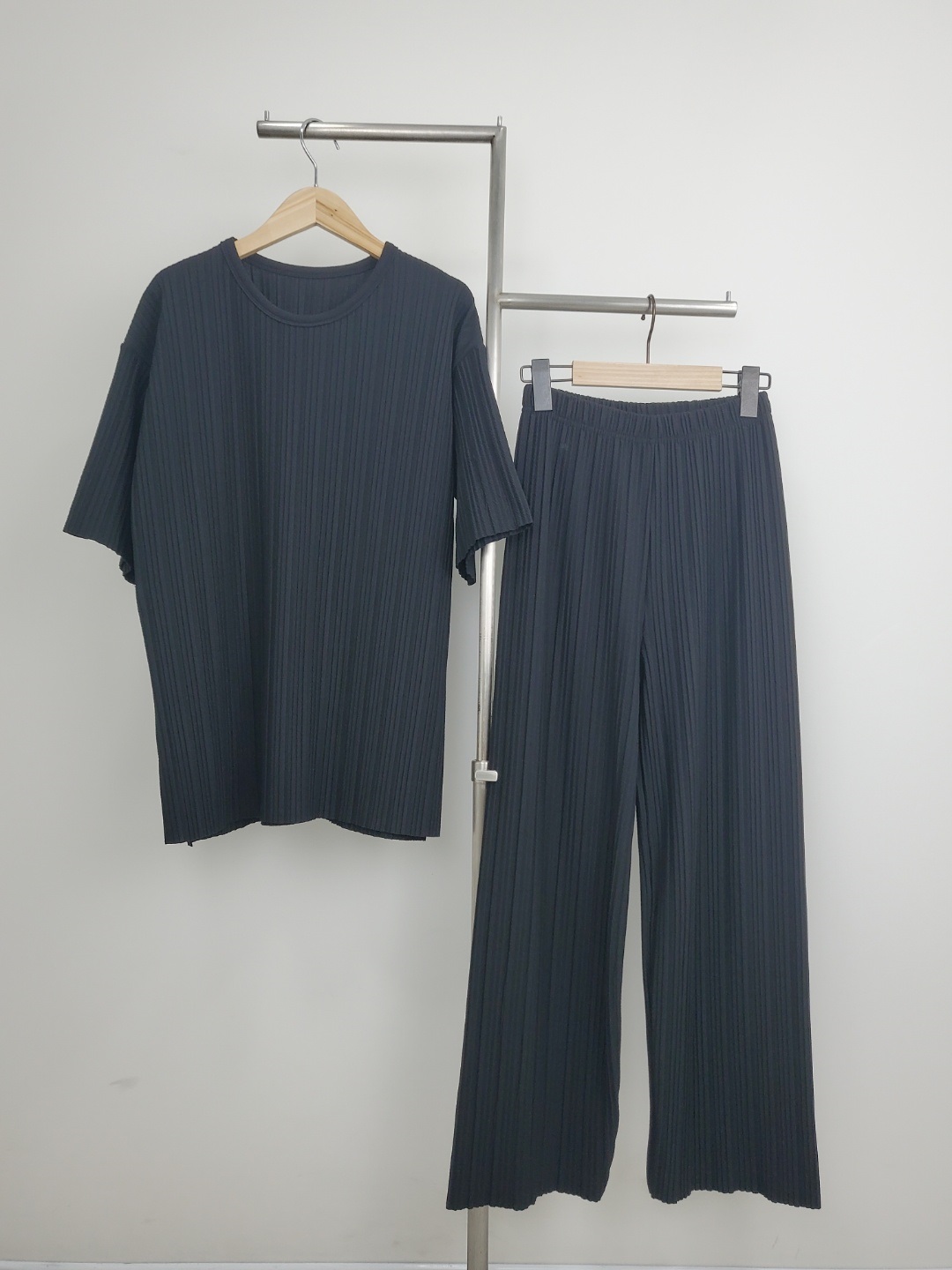 プリーツルーズ半袖Tシャツ&イージーパンツSET | 詳細画像11
