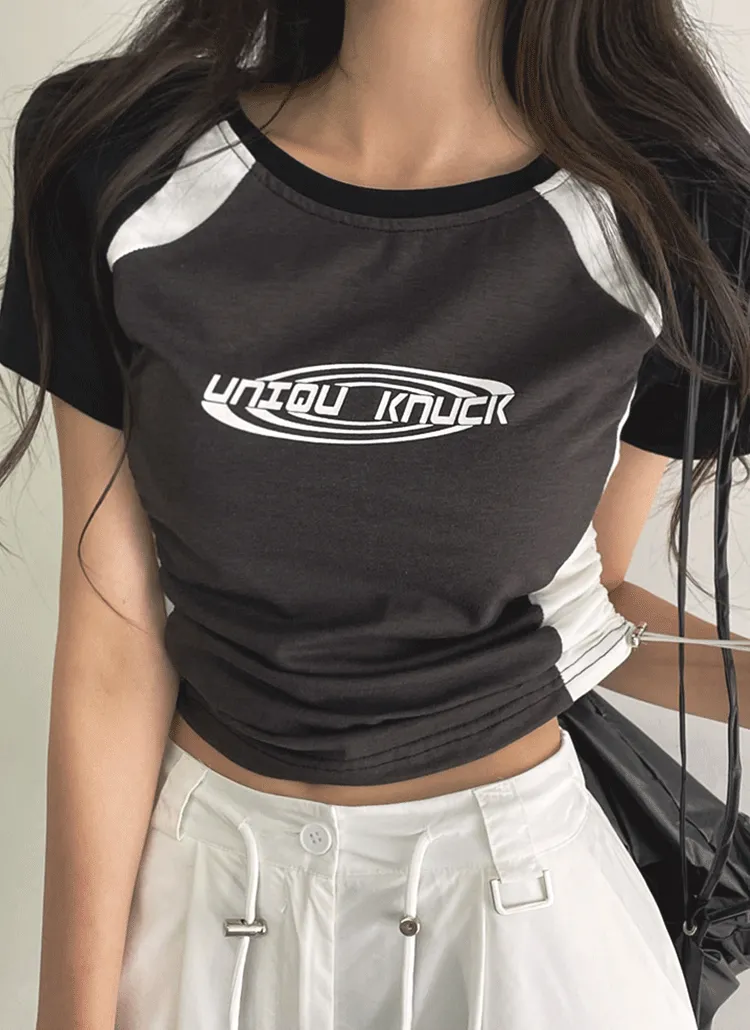 マルチトーンコードクロップド英字Tシャツ | withhuilin | 詳細画像1