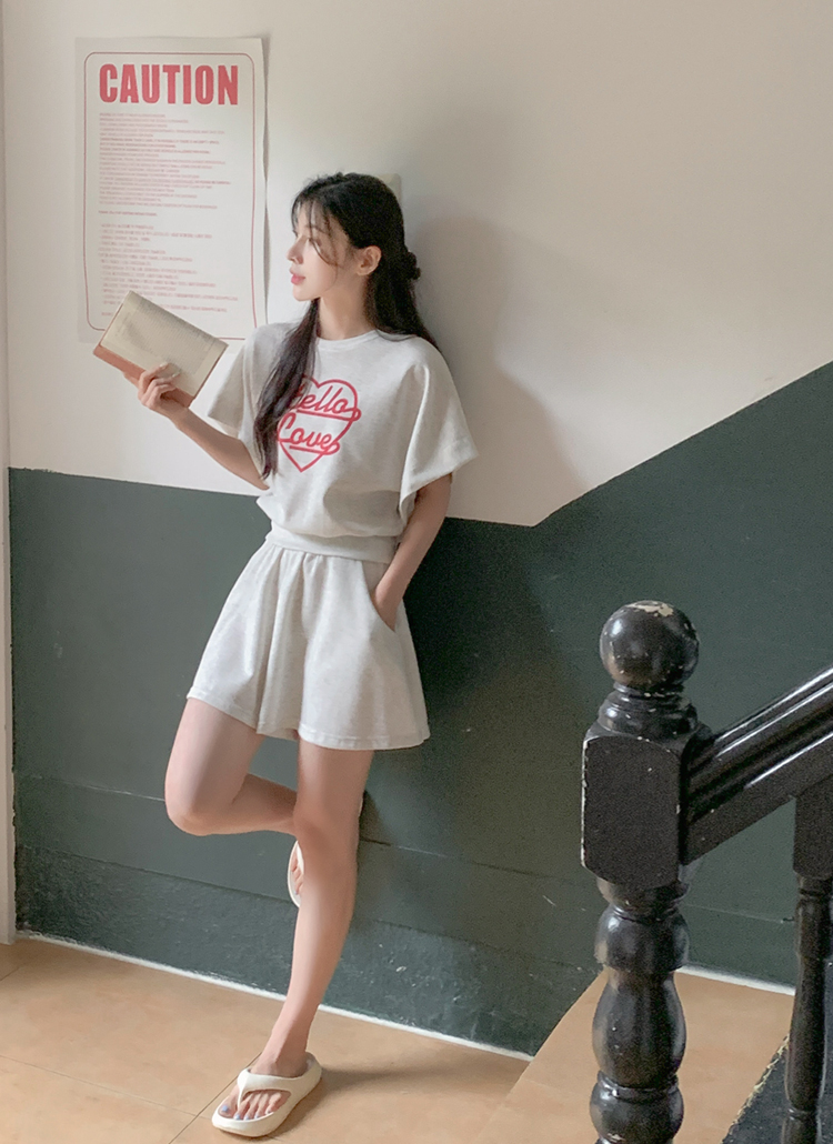 2TYPEハート半袖スウェット&キュロットパンツSET | レディース 2TYPEハート半袖スウェット&キュロットパンツSET | レディース