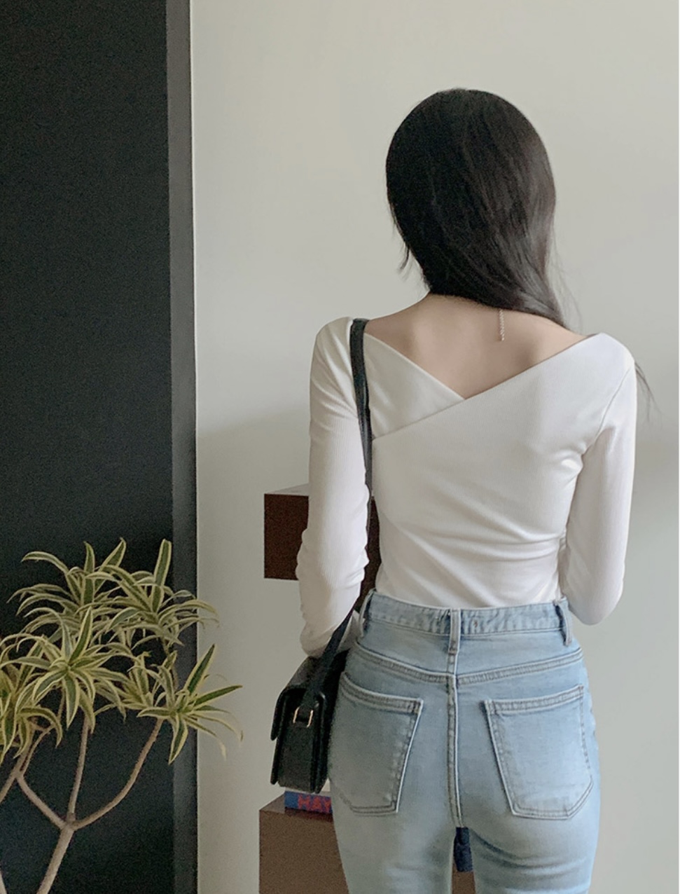クロスVネック長袖Tシャツ | レディースファッション通販 - DHOLIC クロスVネック長袖Tシャツ | レディースファッション通販 - DHOLIC