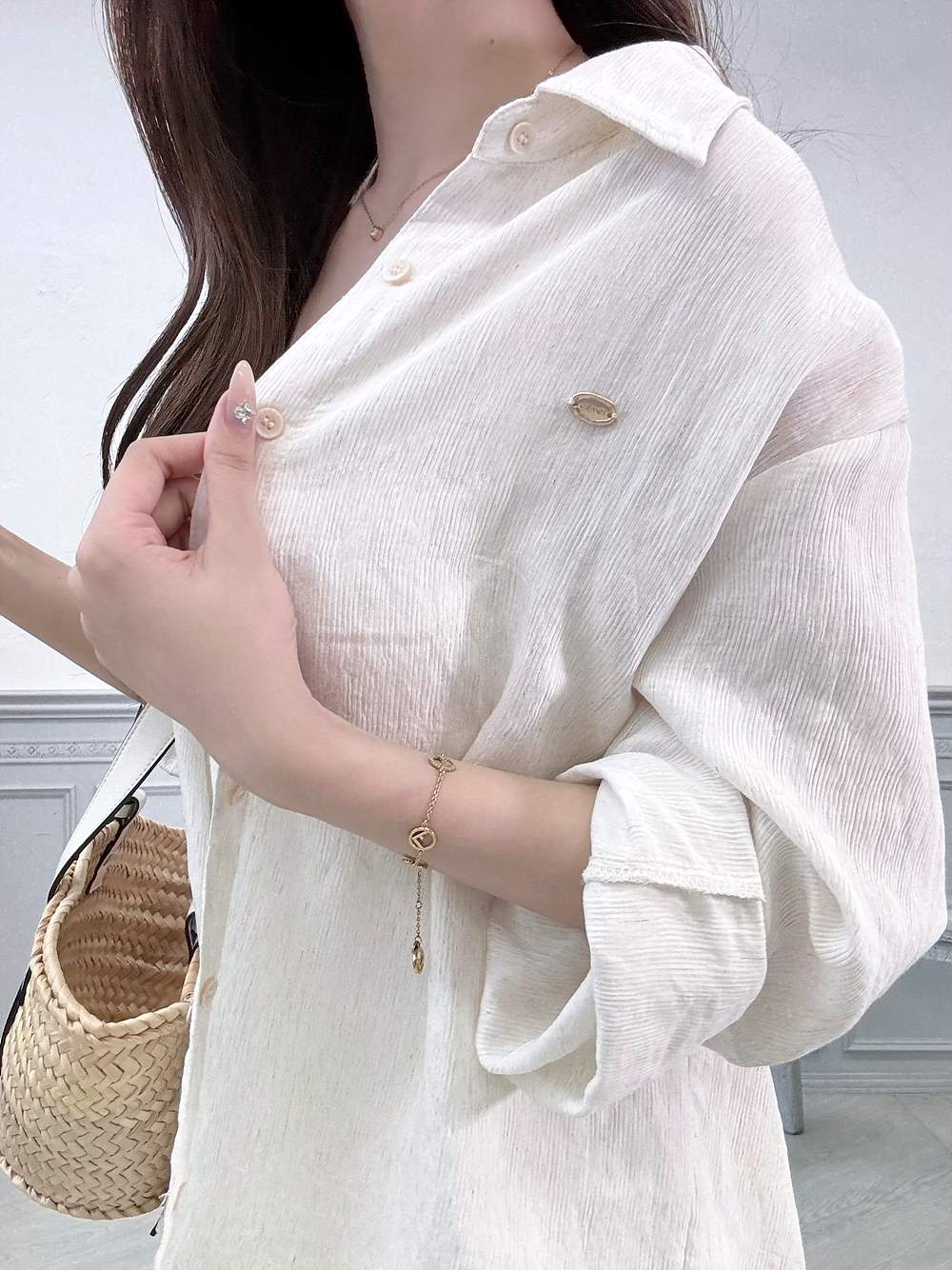 リネン混ゴールドプレートリンクルサマーシャツ | 詳細画像11