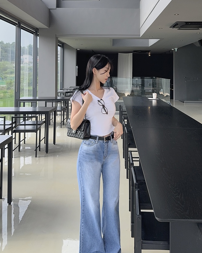 VネックショートスリーブスリムTシャツ | 詳細画像7