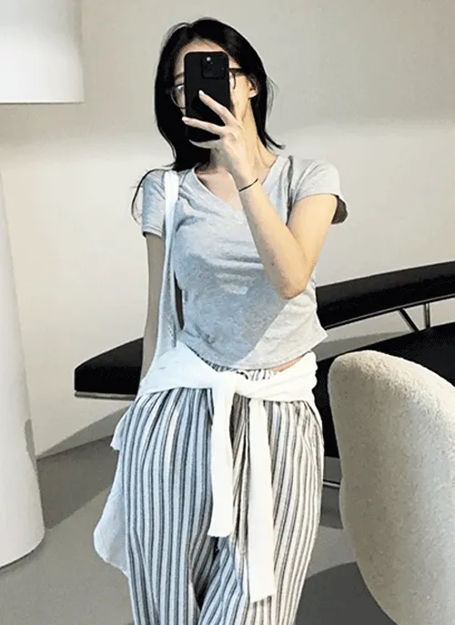 VネックショートスリーブスリムTシャツ | 詳細画像1