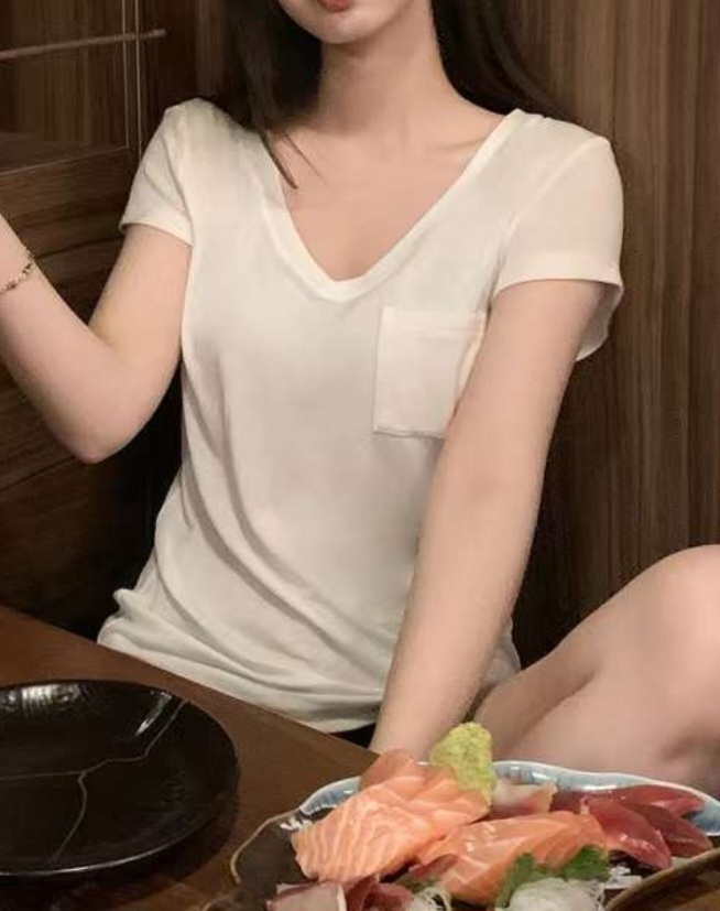 Vネックラウンドヘムポケット半袖Tシャツ | 詳細画像7