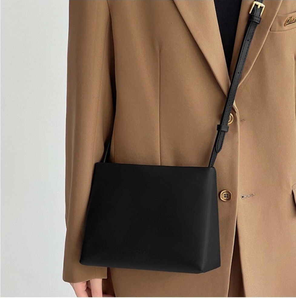 2WAY刻印ミニ台形バッグ | 詳細画像2