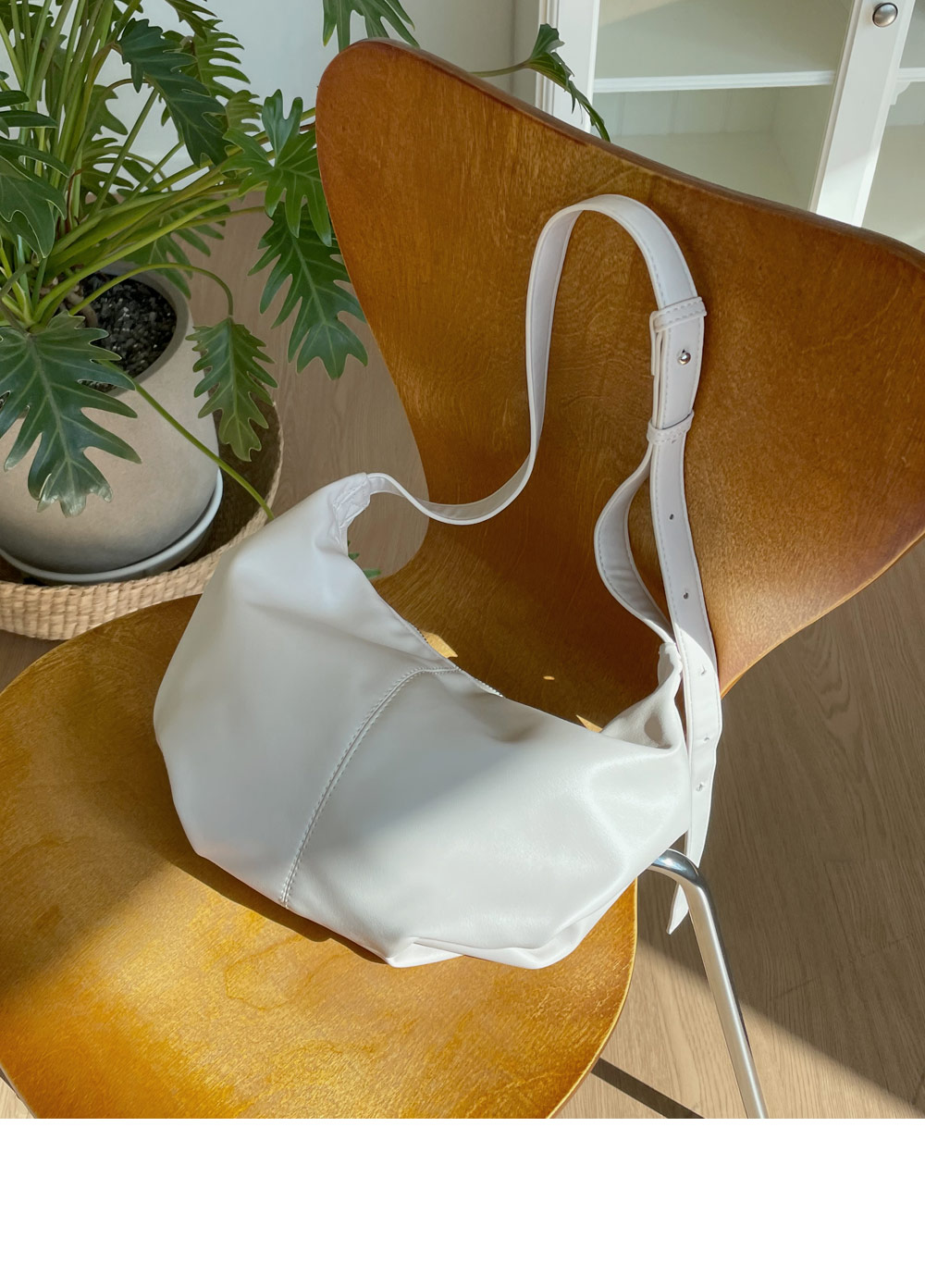 ハーフムーンクロスバッグ・全2色 | 詳細画像4