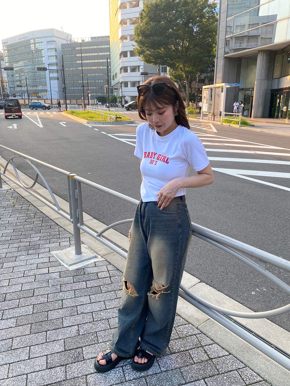 VカットレタリングクロップドTシャツ | 詳細画像17