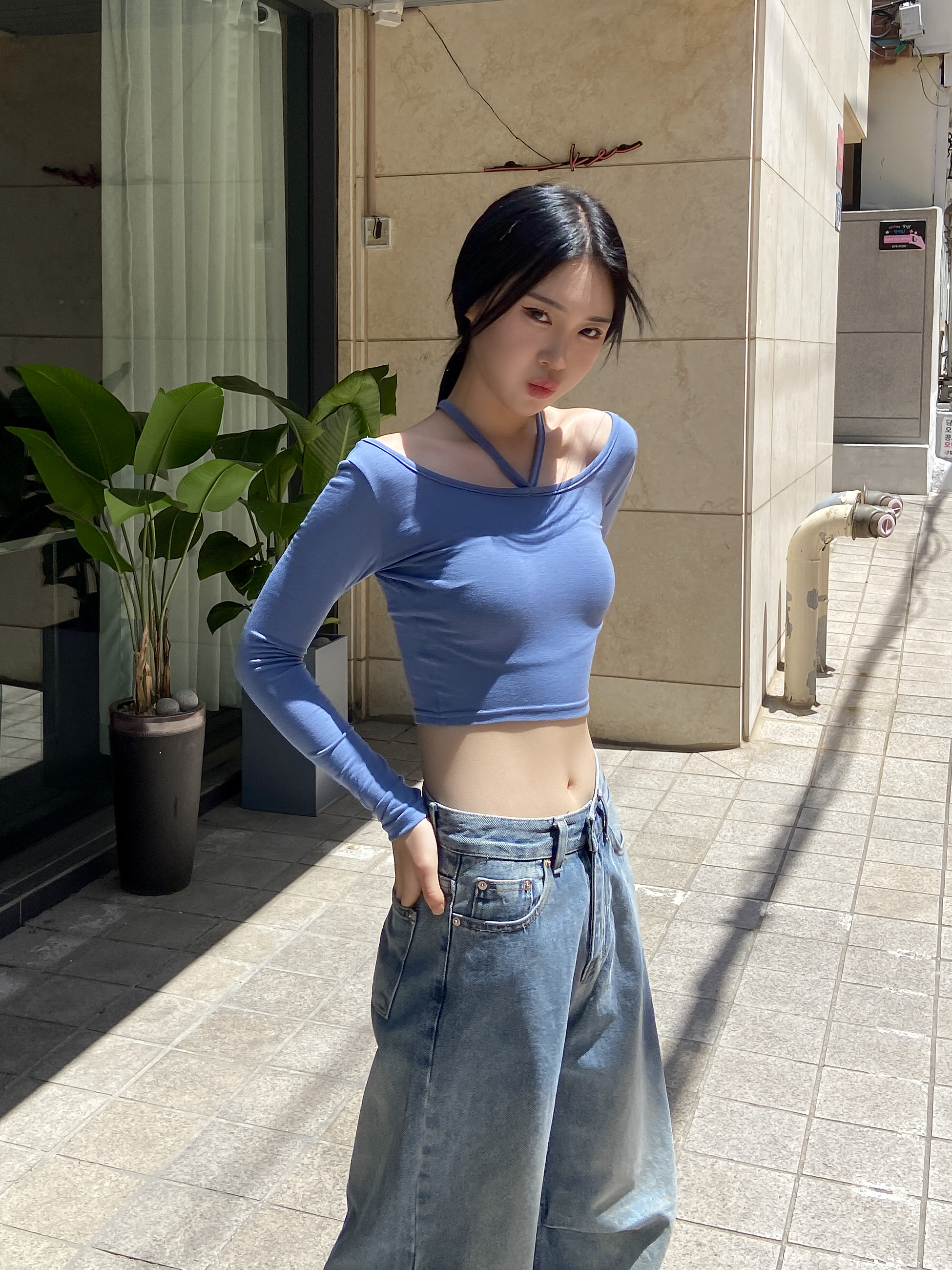 2WAYワイドネックホルタークロップドTシャツ | 詳細画像15