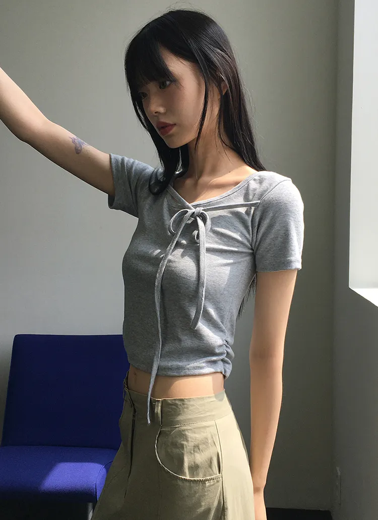 ショルダーリボンシャーリングクロップド半袖Tシャツ | WONDERWONDER | 詳細画像1