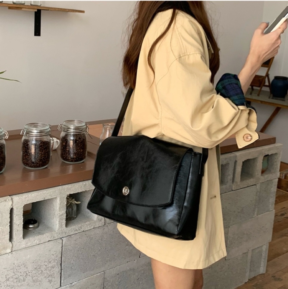 2WAYメタリックロゴフラップビッグバッグ | 詳細画像12