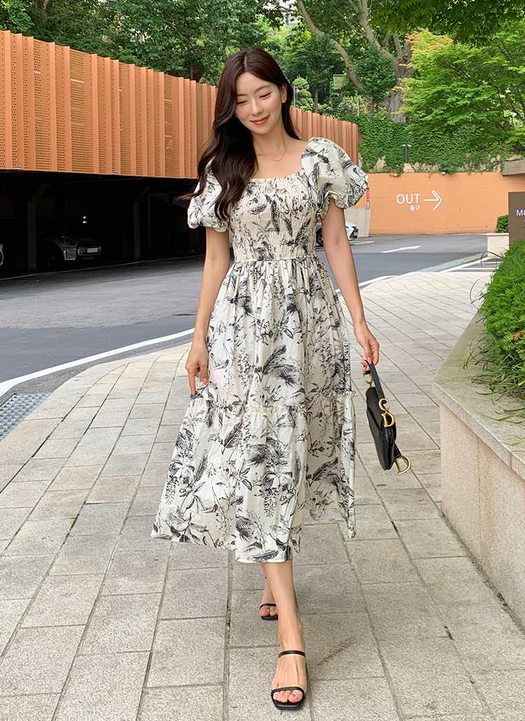 フラワースクエアネックシャーリングバルーンワンピース | レディース