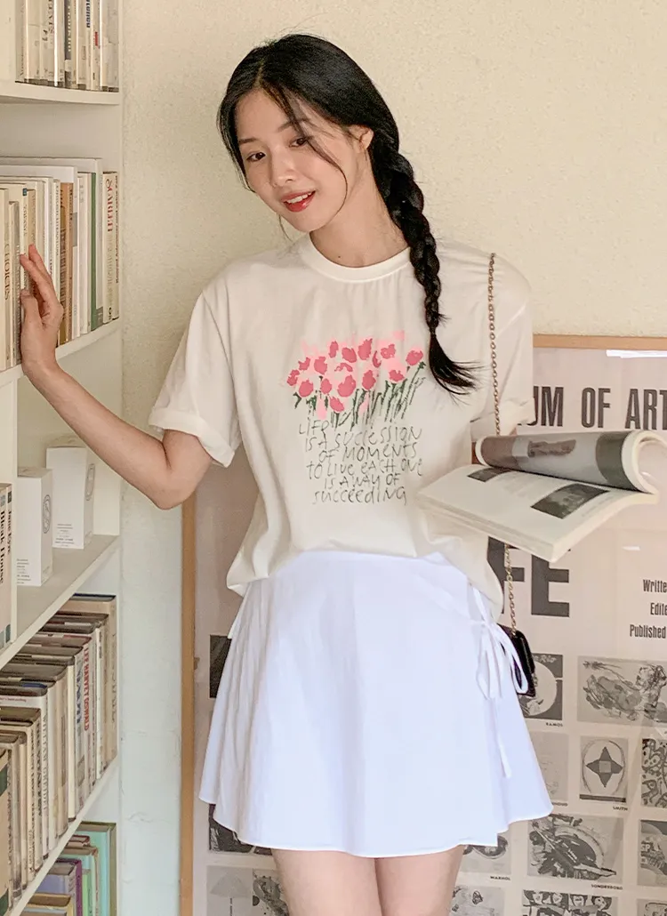 フラワープリントレタリング半袖Tシャツ | magle | 詳細画像1
