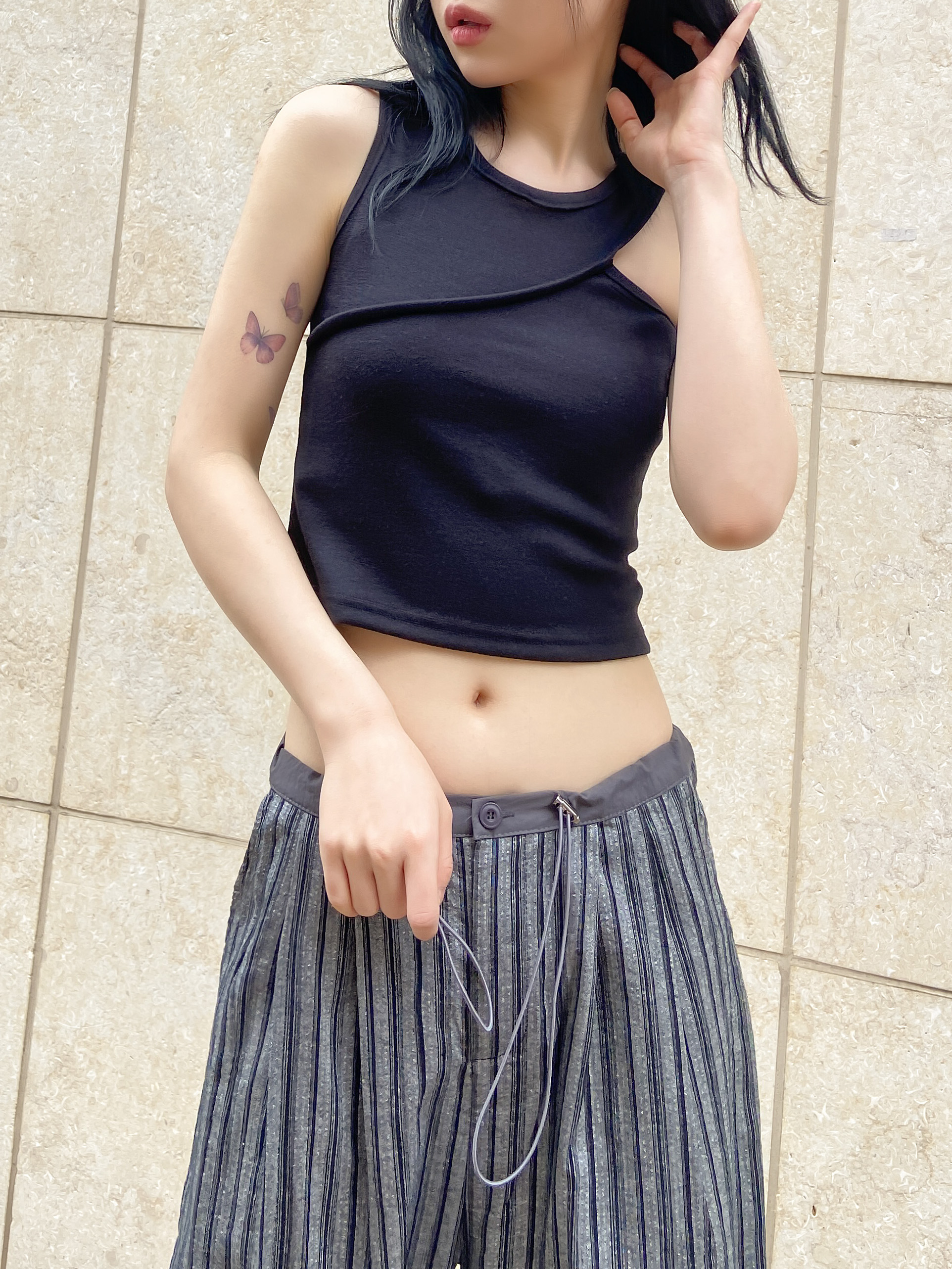 アンバランスカットクロップドタンクトップ | 詳細画像12
