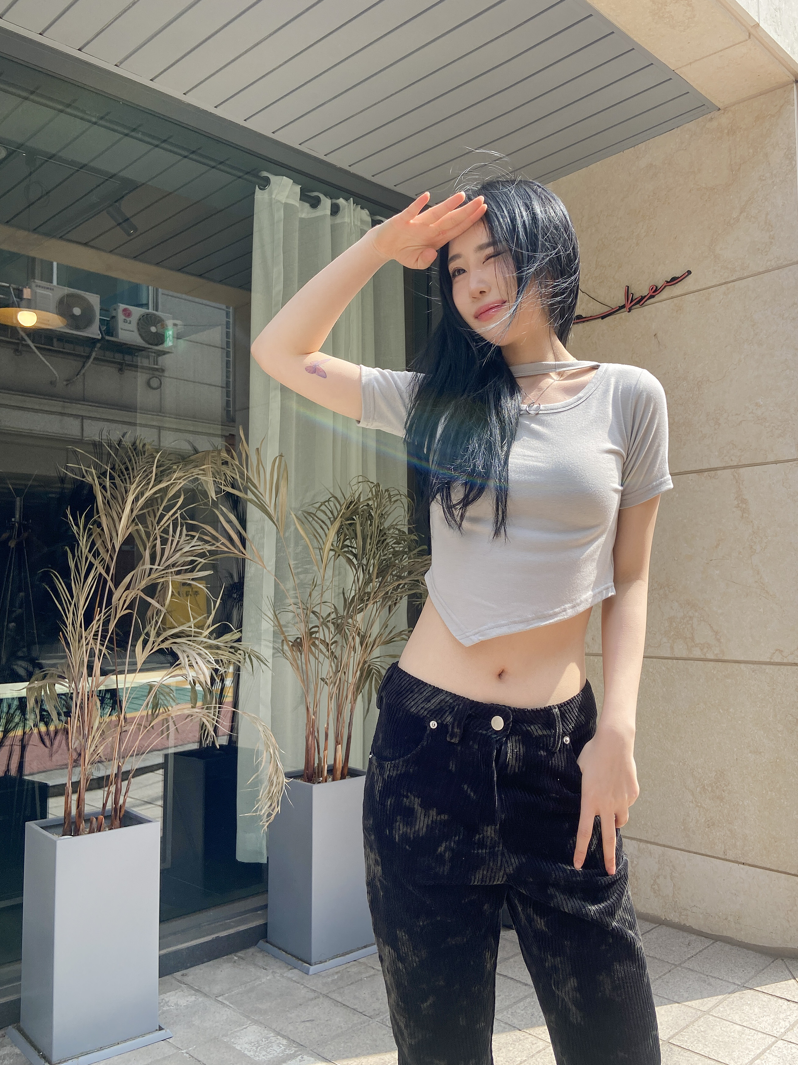 チョーカーアンバランスクロップド半袖Tシャツ | 詳細画像11