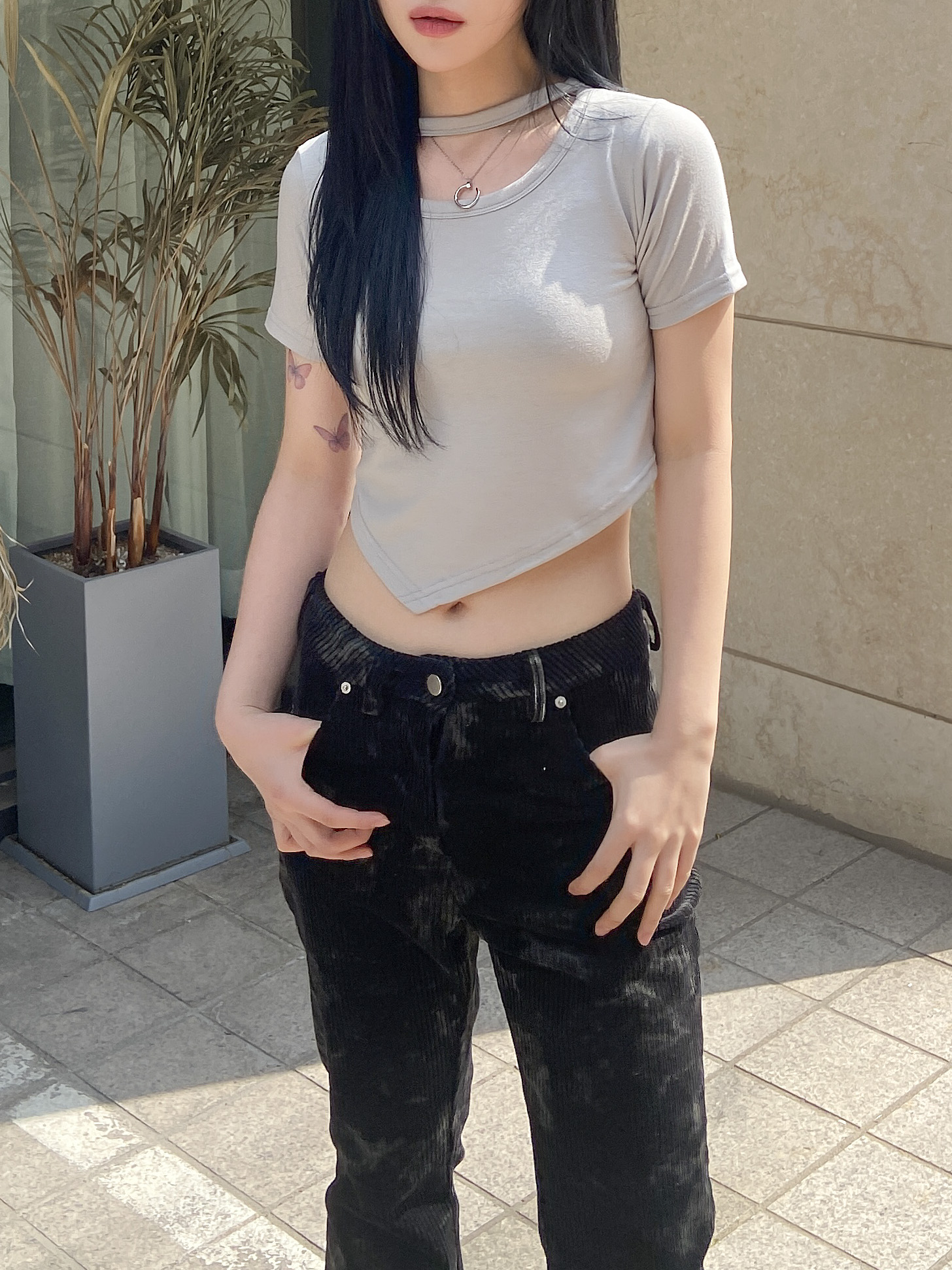 チョーカーアンバランスクロップド半袖Tシャツ | 詳細画像7