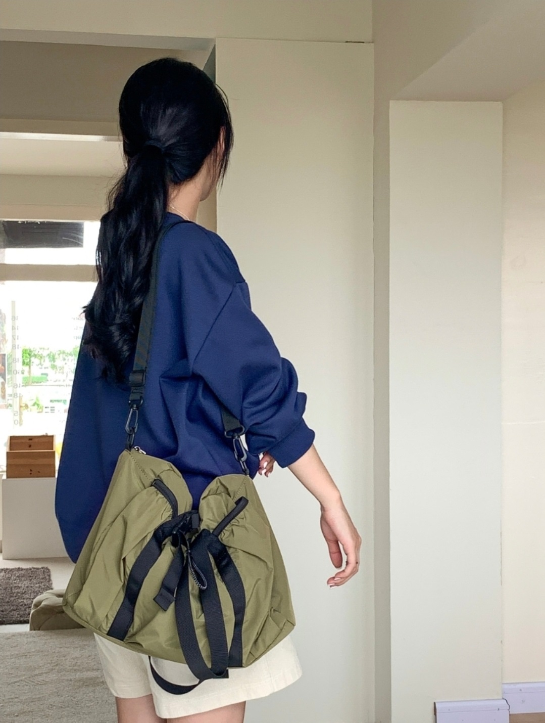 2WAYブラックハンドルドローコードバッグ | 詳細画像11